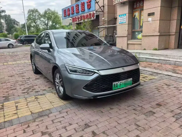 BYD Qin PLUS — Фото автомобиля 3