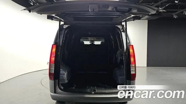 Hyundai Staria Staria Карго 5 мест — Фото автомобиля 20