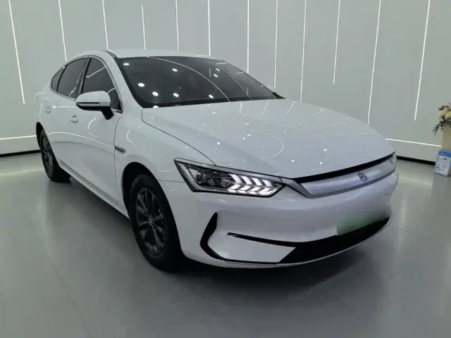BYD Qin PLUS — Фото автомобиля 3