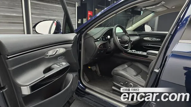 Genesis GV70 2.5T Бензин AWD — Фото автомобиля 9