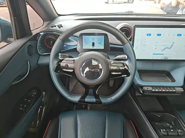 BYD Dolphin — Фото автомобиля 10