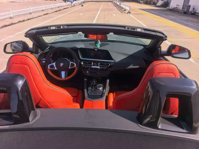BMW Z4 — Фото автомобиля 8