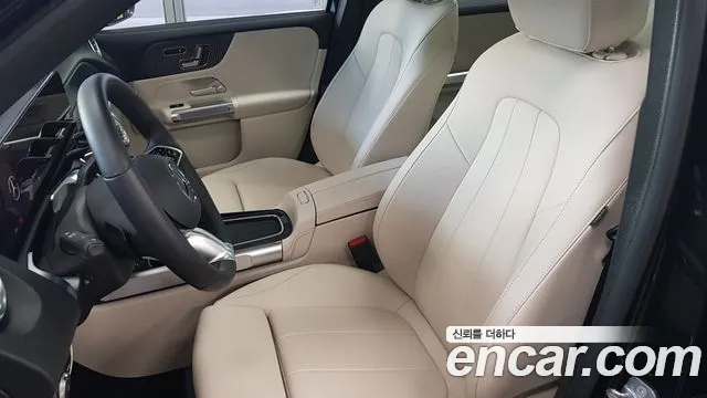 Mercedes-Benz EQB X243 — Фото автомобиля 14