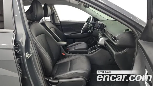 Hyundai Kona SX2 — Фото автомобиля 17
