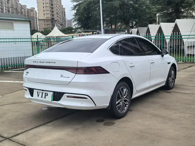 BYD Qin PLUS — Фото автомобиля 7