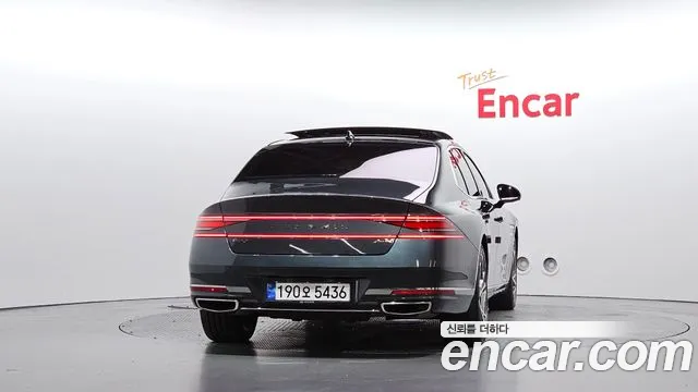 Genesis G90 Бензин 3.5 турбо AWD — Фото автомобиля 4