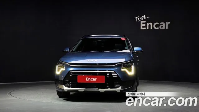 Kia Niro The All New Niro Signature — Фото автомобиля 3