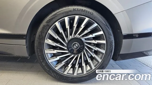 Hyundai Grandeur GN7 — Фото автомобиля 5