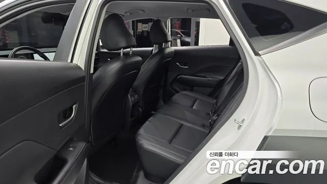 Hyundai Kona — Фото автомобиля 18