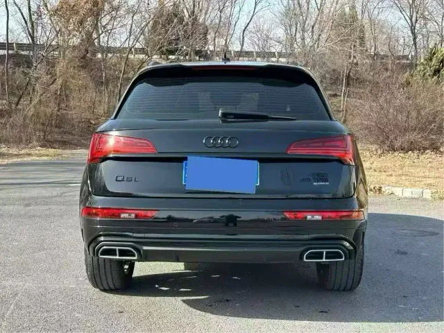 Audi Q5L — Фото автомобиля 8