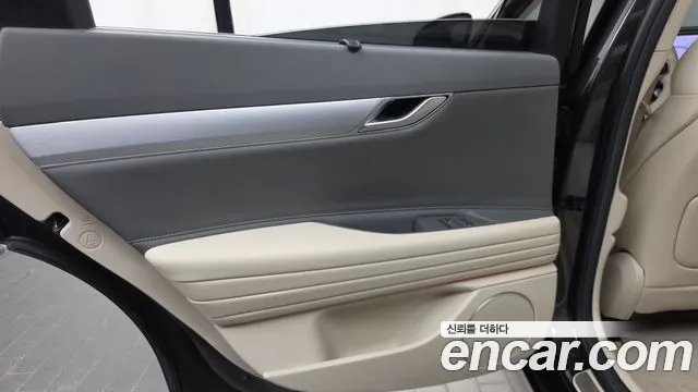 Genesis G80 Бензин 2.5 турбо 2WD — Фото автомобиля 23