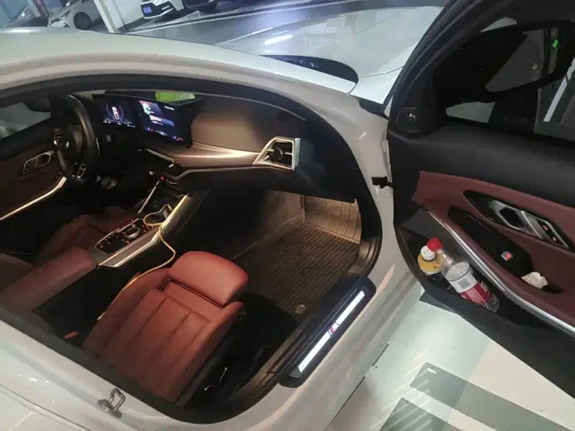 BMW 3 Series — Фото автомобиля 13