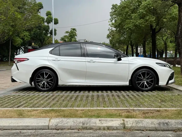 Toyota Camry — Фото автомобиля 16