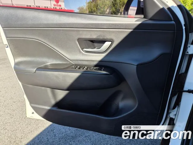 Hyundai Kona — Фото автомобиля 16