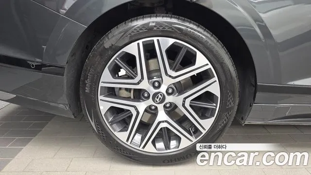 Hyundai Grandeur GN7 — Фото автомобиля 5