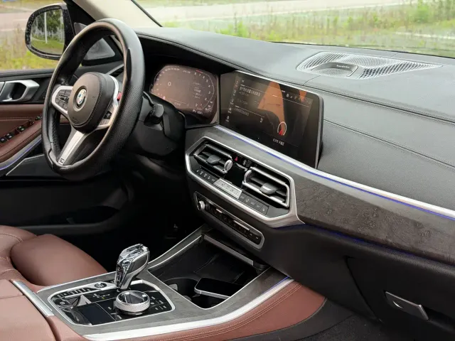 BMW X5 — Фото автомобиля 10
