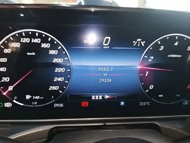 Mercedes-Benz C-Class — Фото автомобиля 11