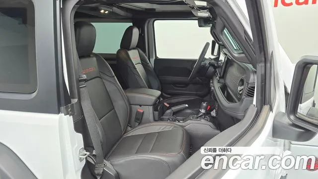 Jeep Wrangler — Фото автомобиля 8