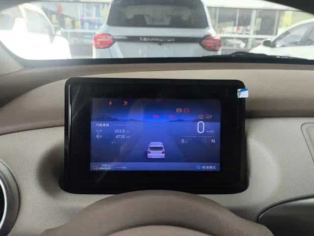 Wuling Hongguang Mini EV — Фото автомобиля 5