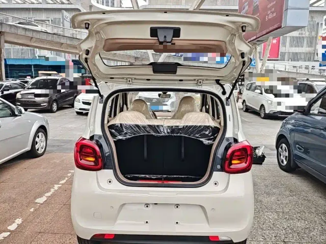 Wuling Hongguang Mini EV — Фото автомобиля 18