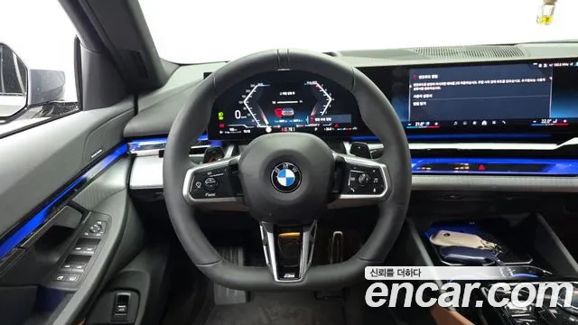 BMW 5 Series G60 — Фото автомобиля 13