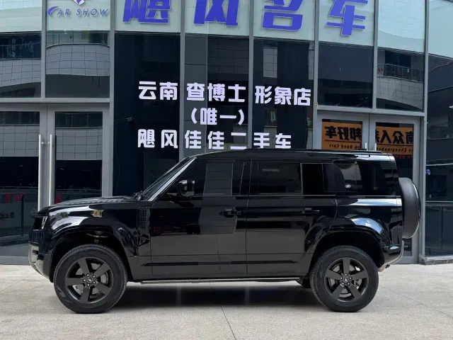 Land Rover Defender — Фото автомобиля 3