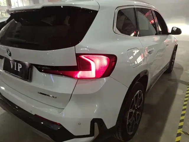 BMW X1 — Фото автомобиля 7