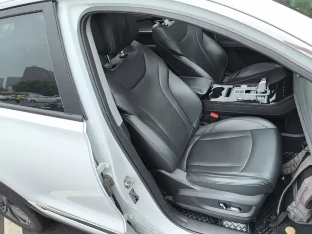Chery Tiggo 8 — Фото автомобиля 24