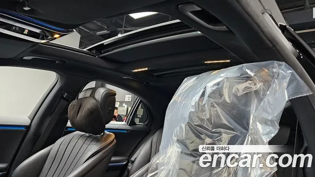 Mercedes-Benz S-Class S-класс W223 — Фото автомобиля 16