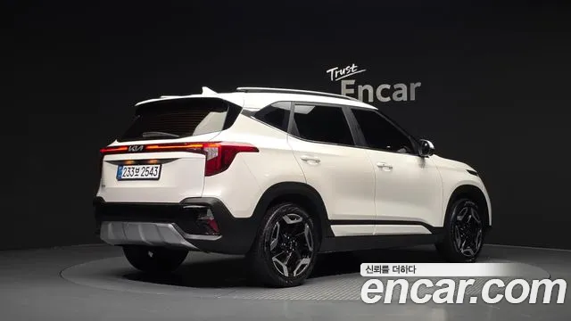 Kia Seltos Новый Seltos Бензин 2.0 2WD — Фото автомобиля 2