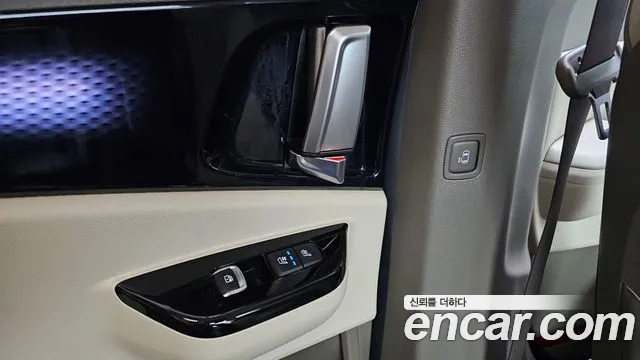 Kia Carnival 4th Gen — Фото автомобиля 25