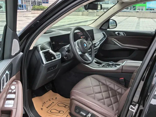 BMW X5 — Фото автомобиля 8