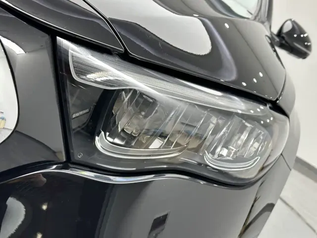 Mercedes-Benz E-Class — Фото автомобиля 20