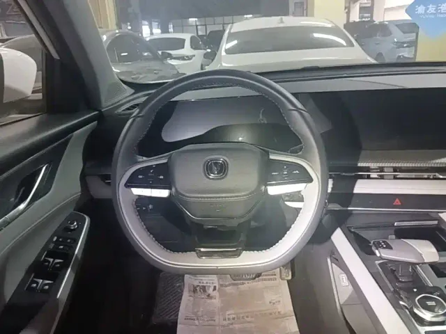 Changan CS75 Plus — Фото автомобиля 10