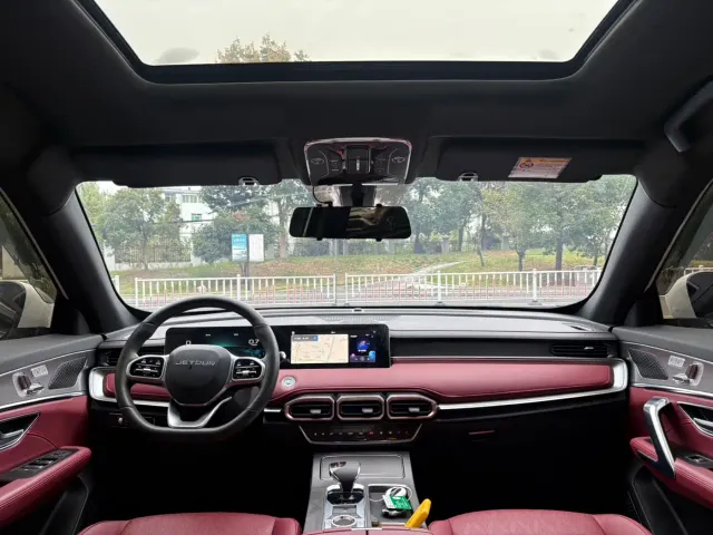 Jetour X70 Plus — Фото автомобиля 11