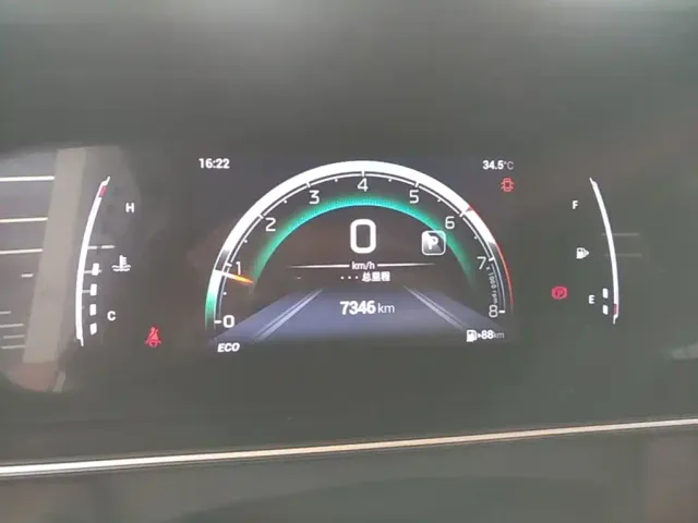 GAC Trumpchi M6 — Фото автомобиля 11