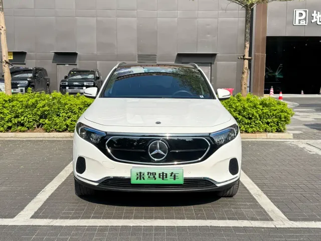 Mercedes-Benz EQA — Фото автомобиля 2