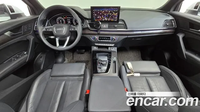 Audi Q5 FY — Фото автомобиля 10