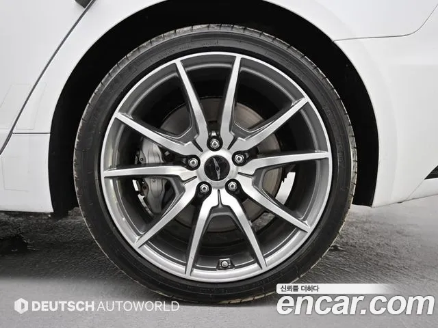 Genesis G70 Новый G70 Бензин 3.3T 2WD — Фото автомобиля 5