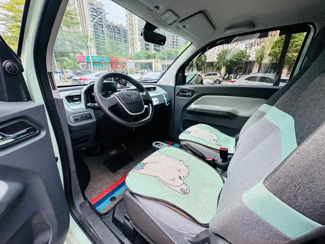 Wuling Hongguang Mini EV — Фото автомобиля 4
