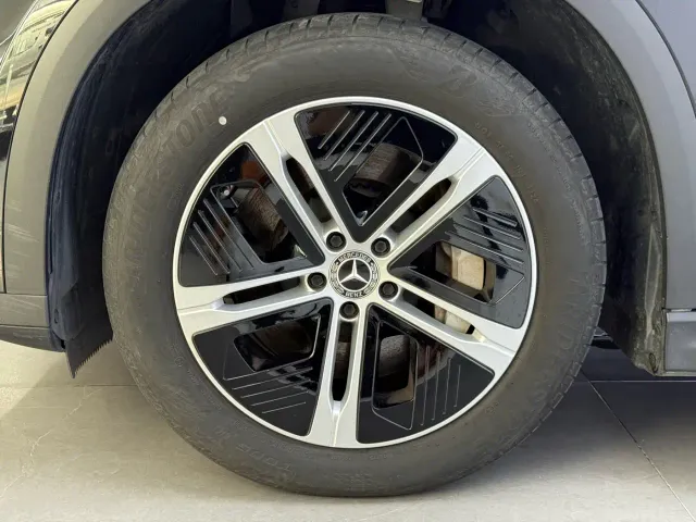 Mercedes-Benz EQE SUV — Фото автомобиля 7