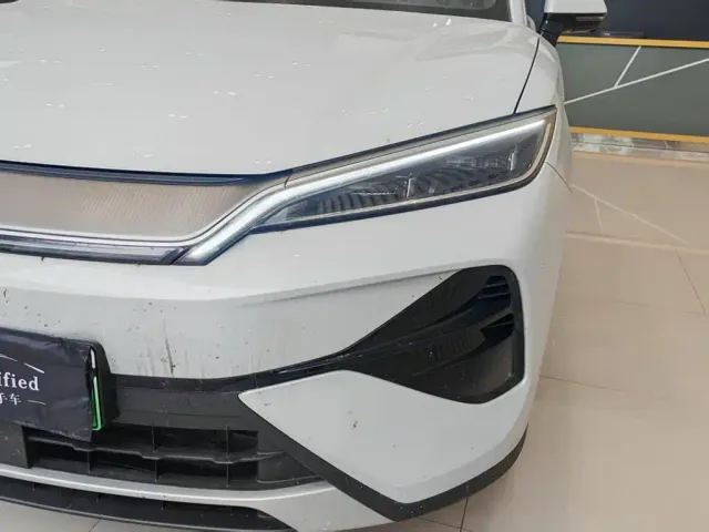 BYD Song Ultra — Фото автомобиля 8