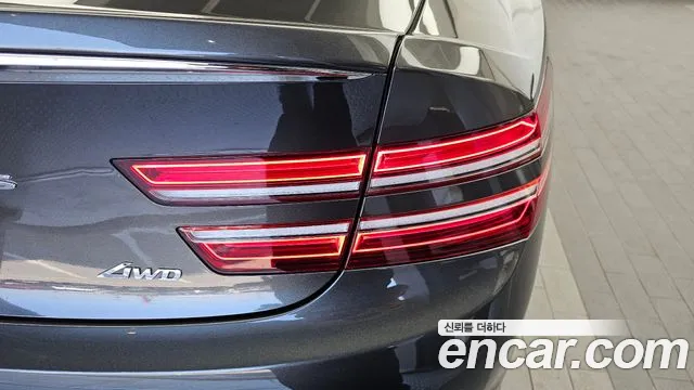 Genesis G80 Бензин 2.5 турбо AWD — Фото автомобиля 21