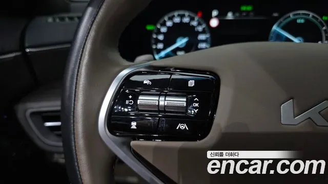 Kia K8 Hybrid — Фото автомобиля 22