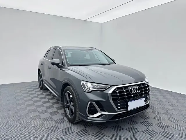 Audi Q3 — Фото автомобиля 3