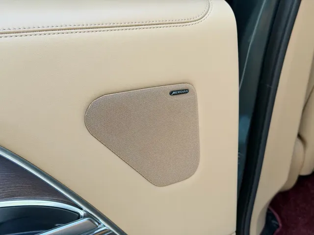 Land Rover Range Rover — Фото автомобиля 15