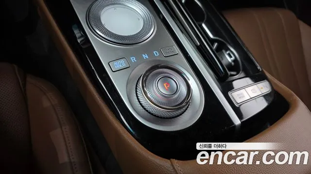 Genesis G80 RG3 — Фото автомобиля 12