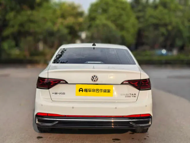 Volkswagen Sagitar — Фото автомобиля 5