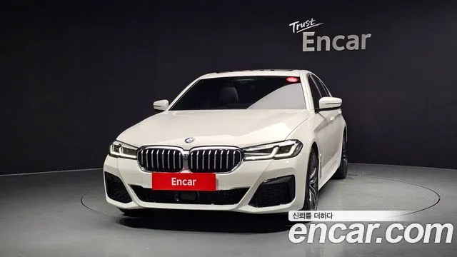 BMW 5-Series 5 серия (G30) 523d xDrive M Sport — Фото автомобиля 3