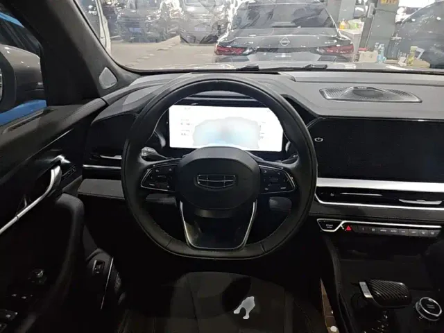 Geely Xingyue L — Фото автомобиля 10